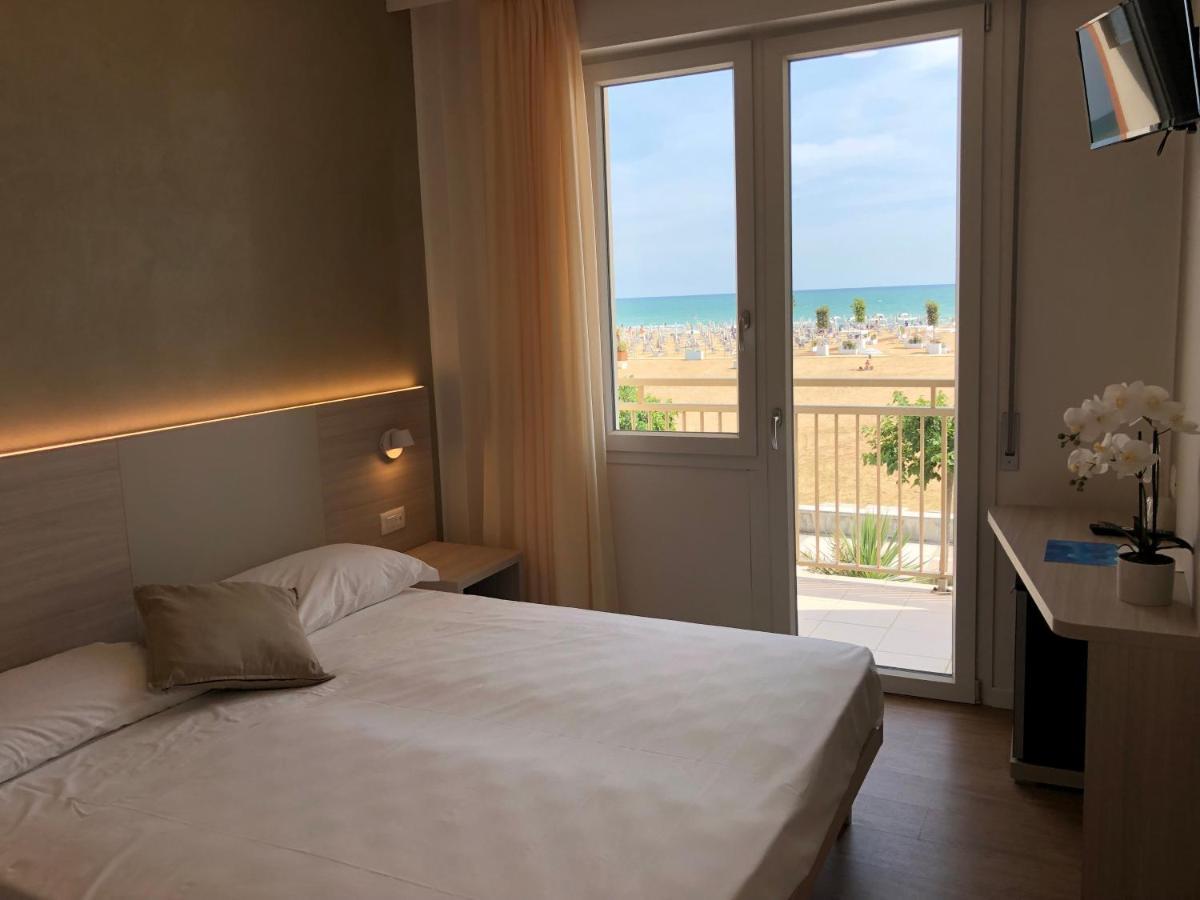 Hotel Karibe Bibione Exterior foto
